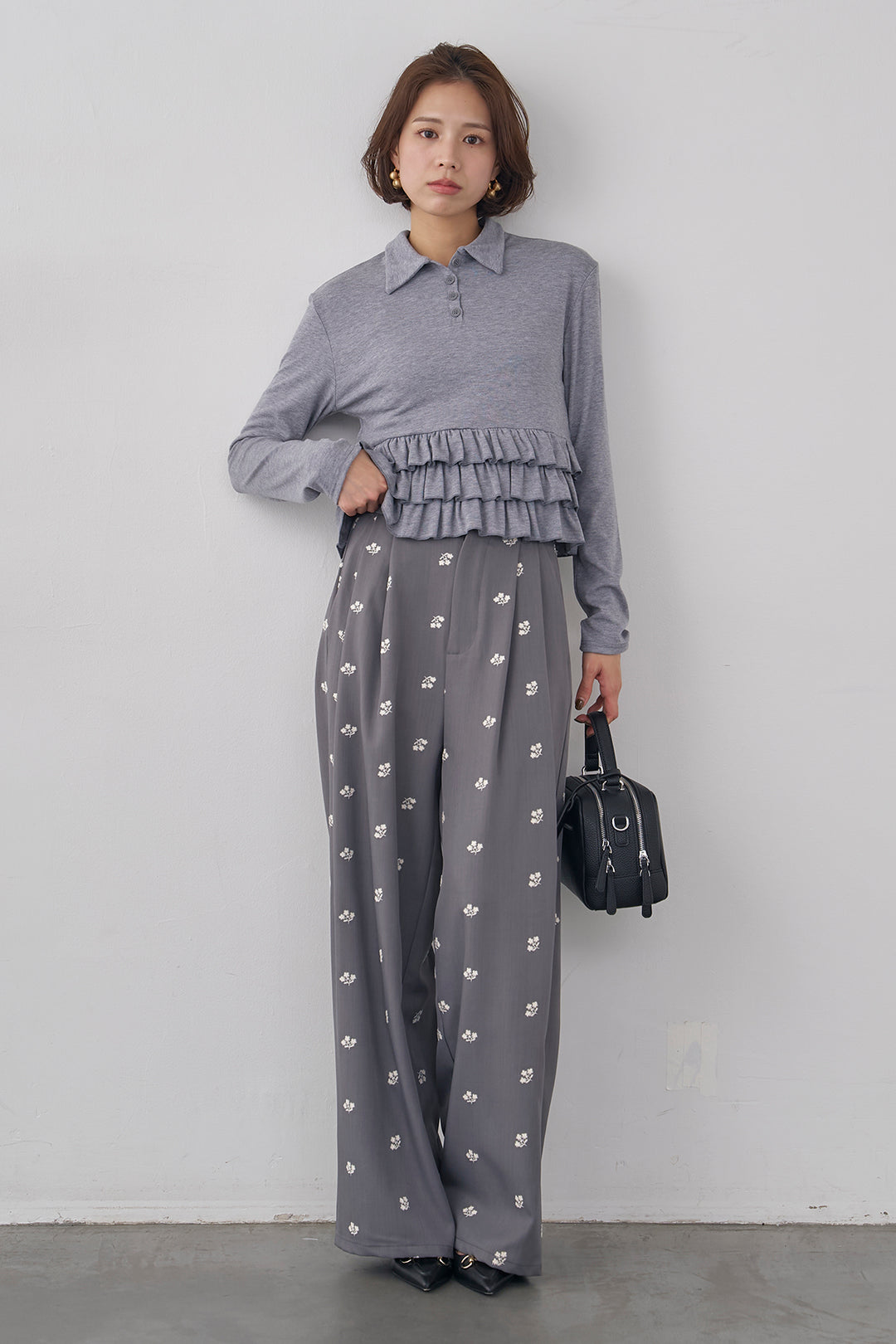 [予約]フラワー刺繍ツイルストレートパンツ