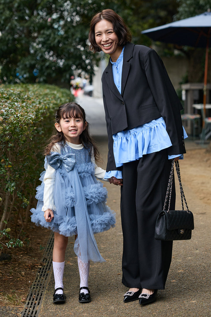 [予約/親子SET][kids]スパンコールリボンホイップチュールワンピセット+フリルヘムスリーブブラウス+クロップドマニッシュシンプルジャケット+ツイルシンプルストレートパンツ(4set)