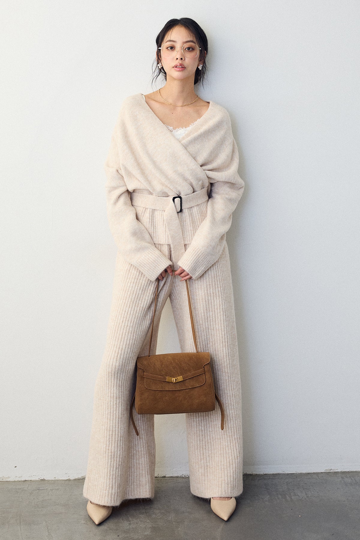 G/FORE ベージュ フード付きニットセットアップ 予約]カシュクール美ラインニットセットアップ – Frene