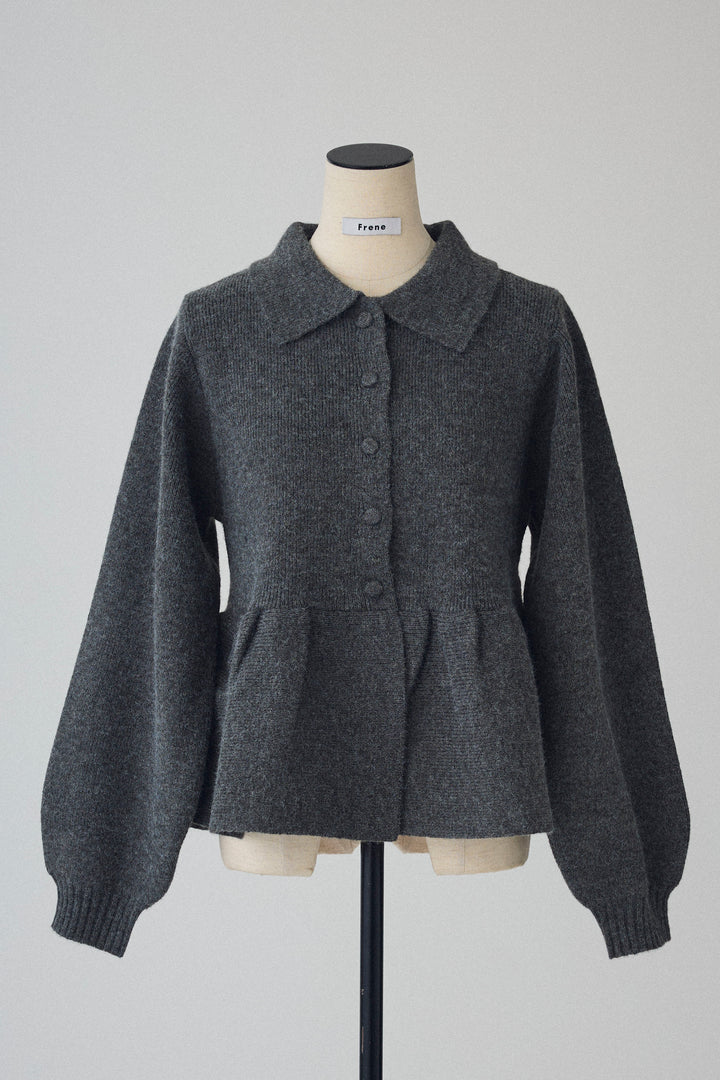 [予約]ポロ襟ペプラムニットプルオーバー