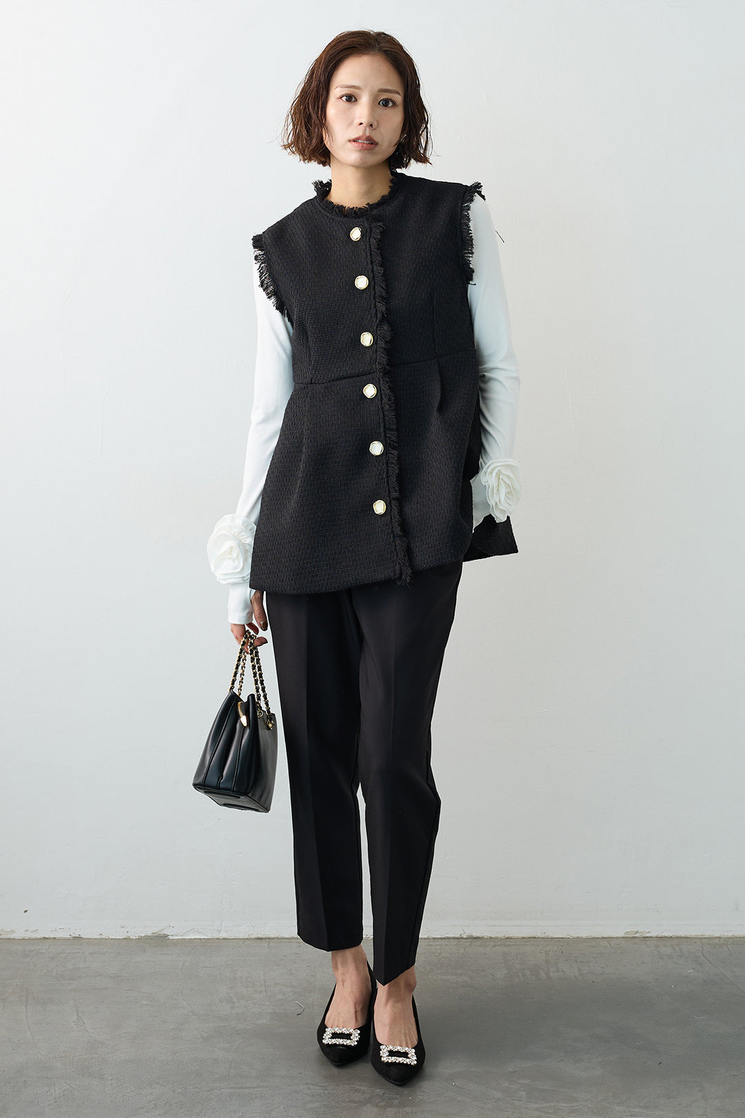 [予約/SET]フラワーモチーフポイントカットトップス+ツイードペプラム美フォルムジレ+タックテーパードパンツ(3set)