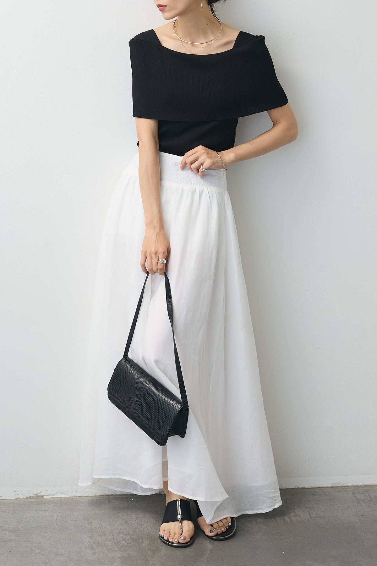 予約]ショルダーリブオフショルニット – Frene