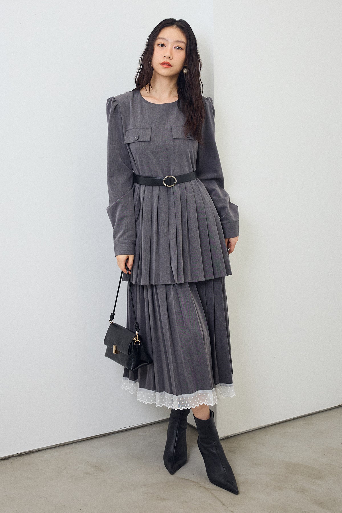 予約]ダブルプリーツクラシカルワンピース – Frene