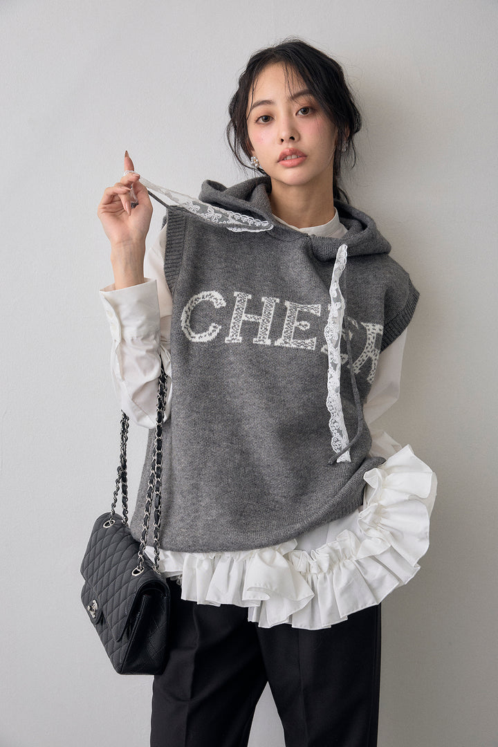 [予約]レースリボンロゴフードスリーブレスニット