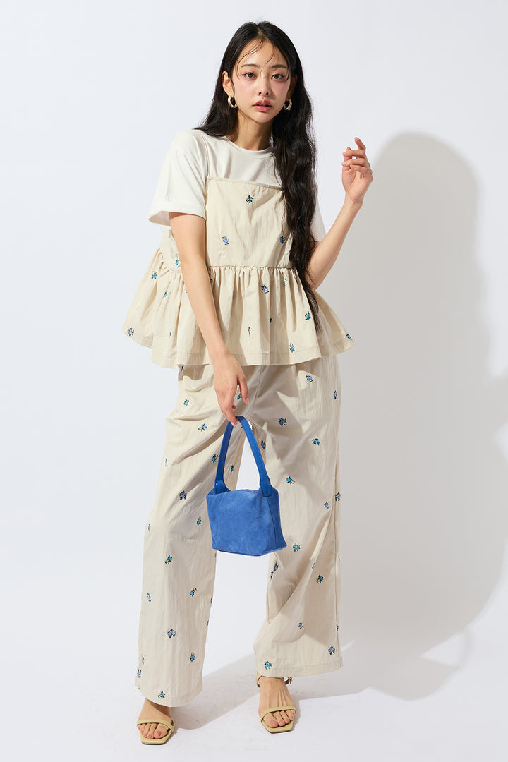 [予約/SET]ベーシック美ラインTシャツ+フラワー刺繍タフタキャミトップス+フラワー刺繍タフタストレートパンツ(3set)