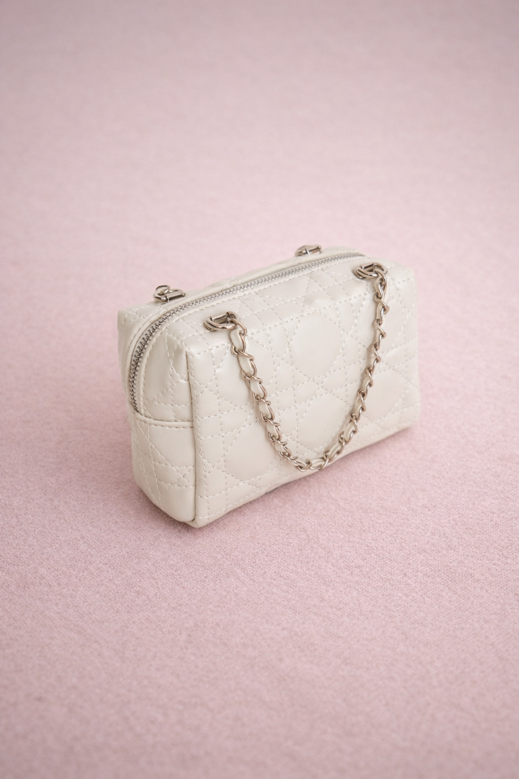 予約]デザインキルティングミンボストンチェーンBAG – Frene