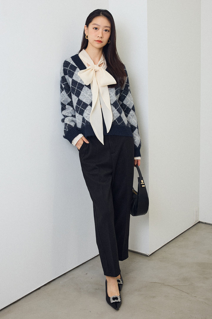 [予約]ウォームセンタープレス美ラインテーパードパンツ