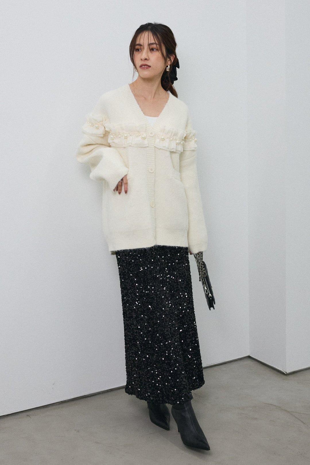 [予約/SET]フリルパールドッキングニットコーディガン+スパンコールシャイニースカート(2set)