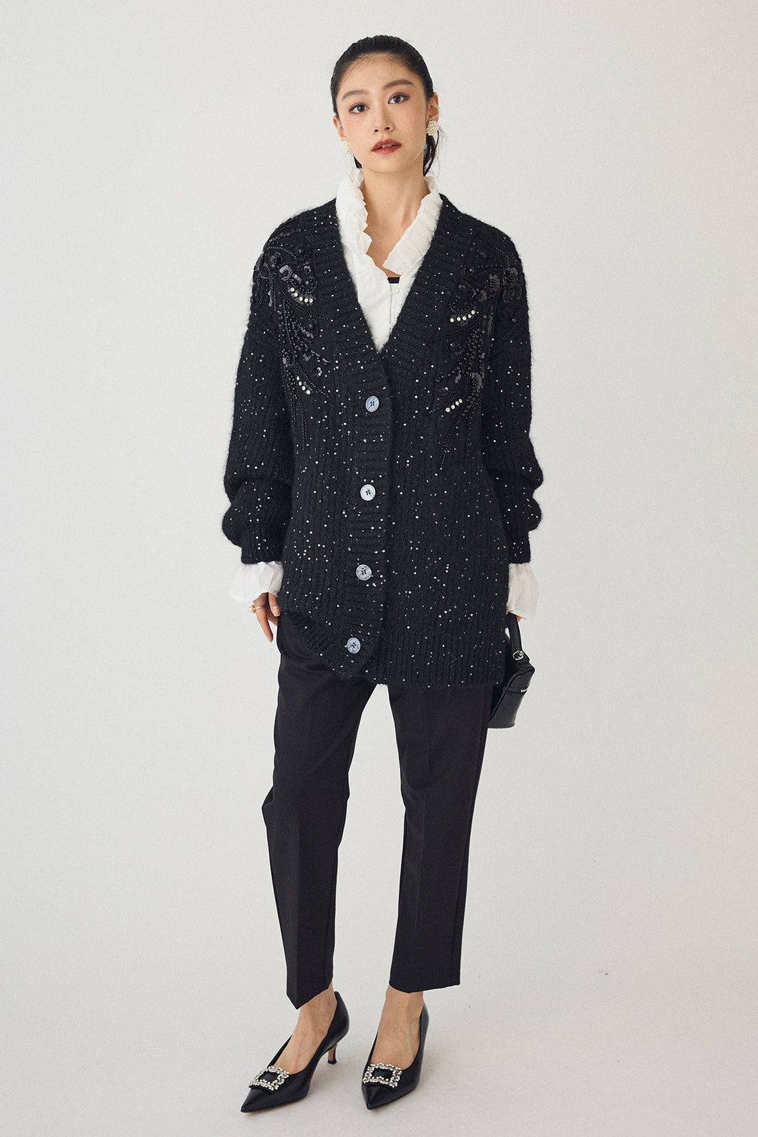 [予約/SET]ダブルプリーツカラーブラウス+ビーズフラワースパンコールシャイニーニットカーデ+タックテーパードパンツ(3set)