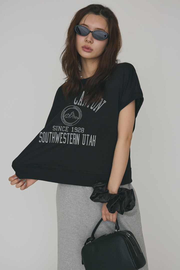 [予約]ロゴ刺繍デザインリブカットT