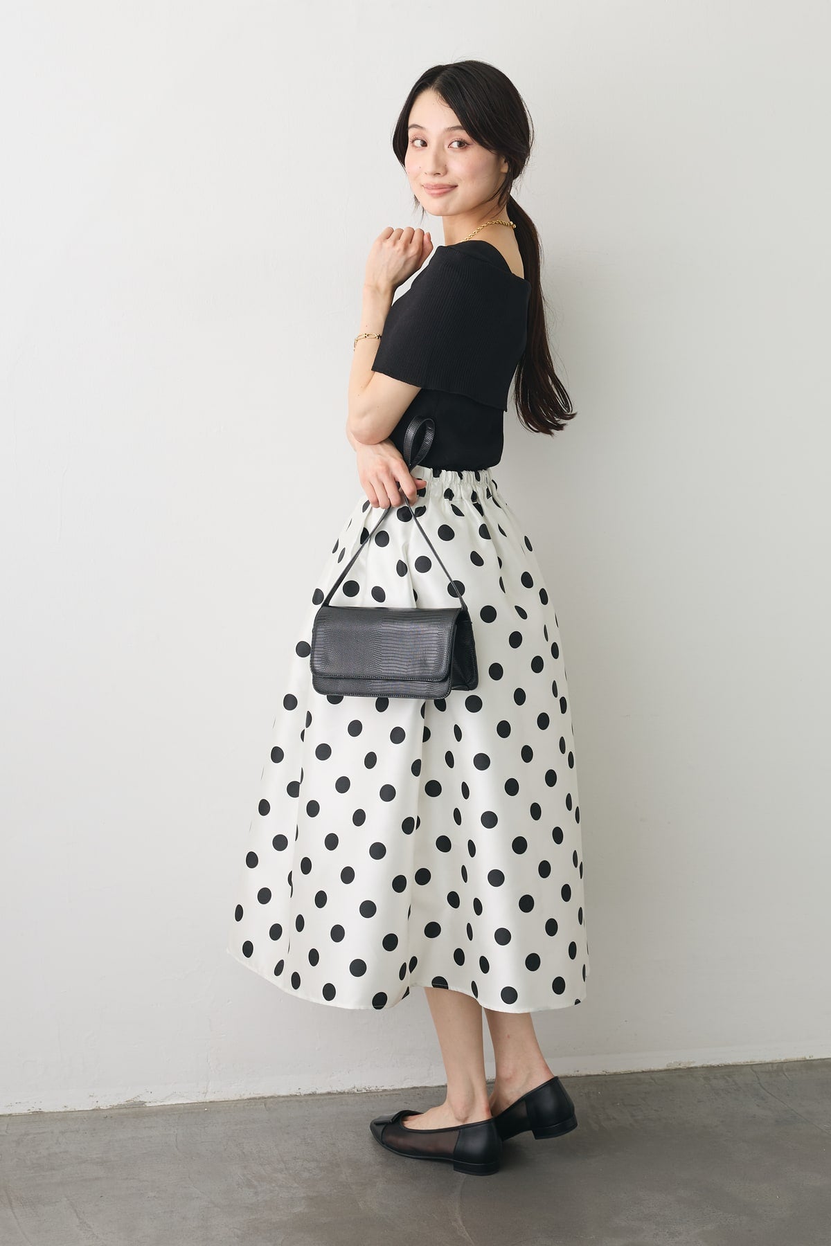 予約]ドットサテンフレアスカート – Frene