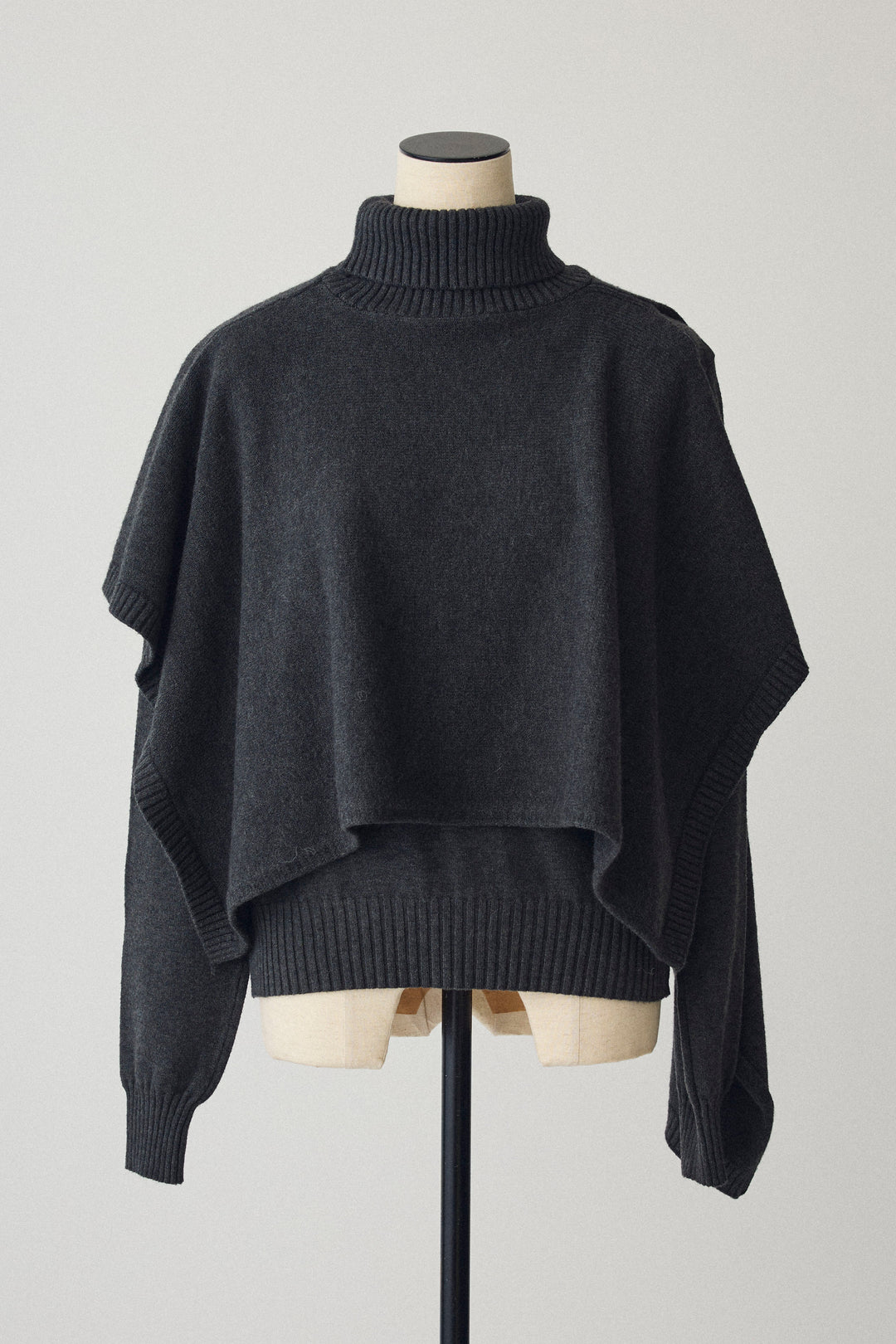 [予約]アシメケープ2wayニット