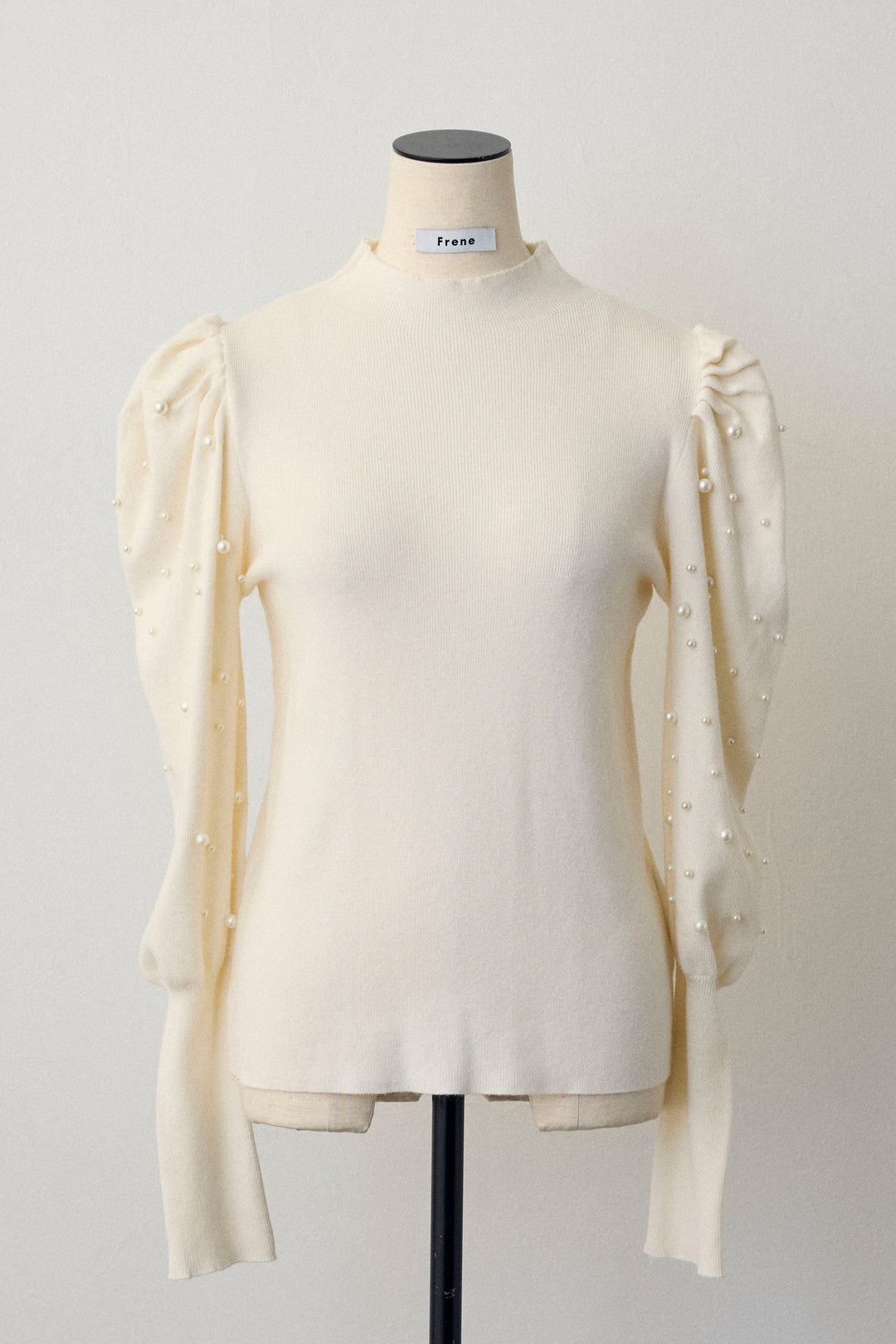 [予約]パフスリーブランダムパールニット