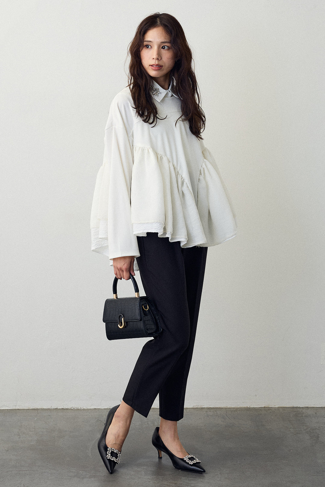 [予約/SET]ビジュー付け襟+フリルテール異素材切替チュニック+タックテーパードパンツ(3set)