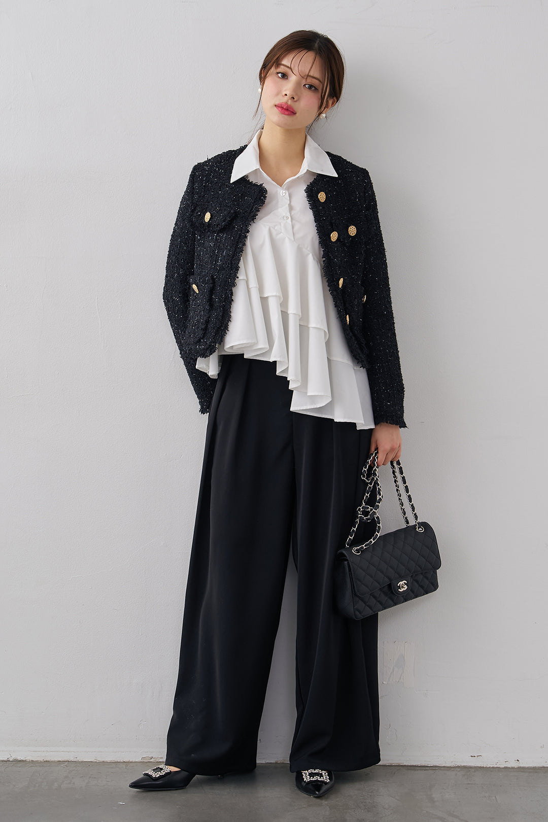 [予約/SET]アシメフリルティアードシャツ+フリンジツイードゴールドボタンジャケット+エステルツイルタックワイドカラーパンツ(3set)