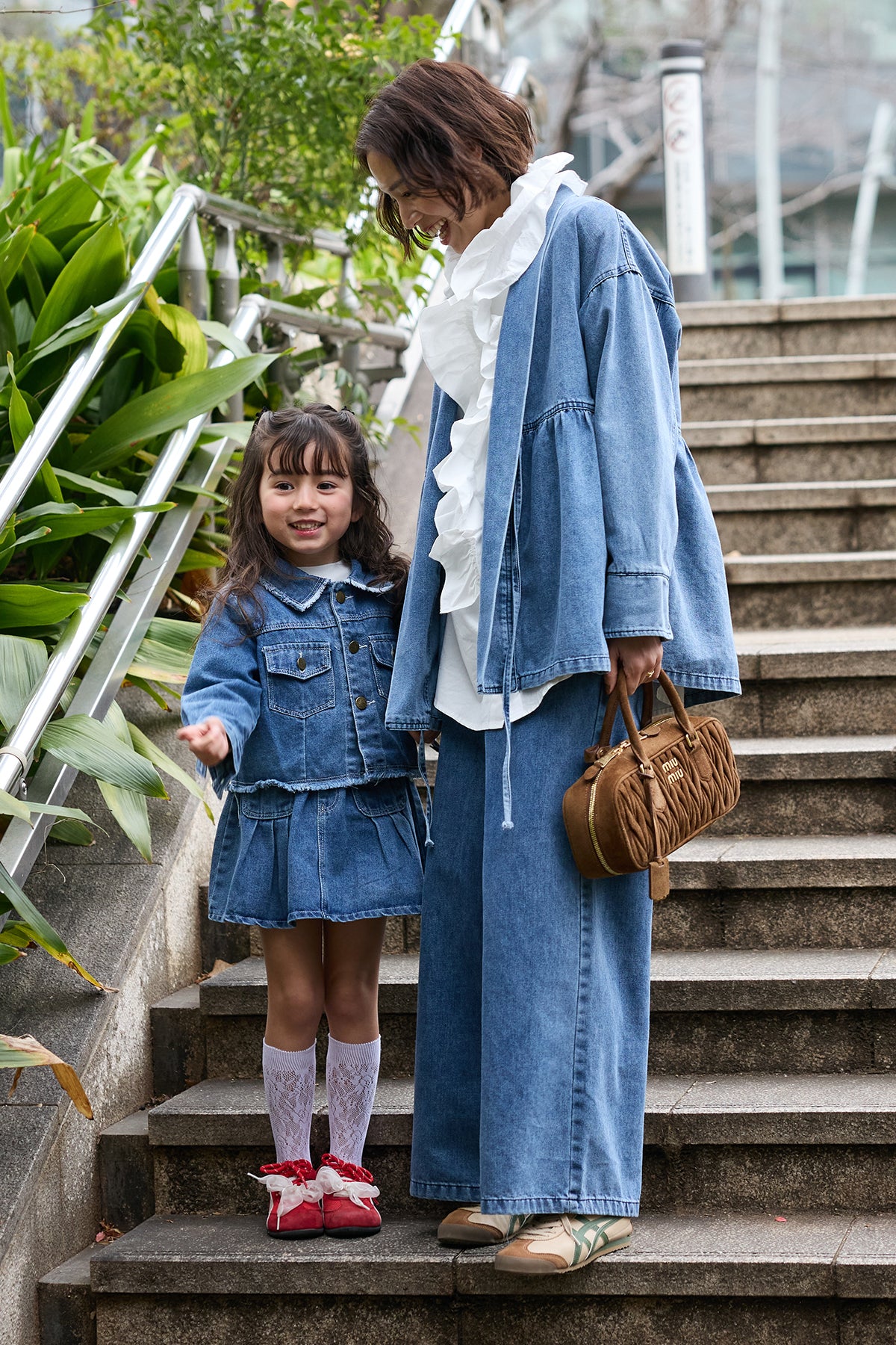 予約/親子SET][kids]ボックスプリーツデニムセットアップ+ブルーム