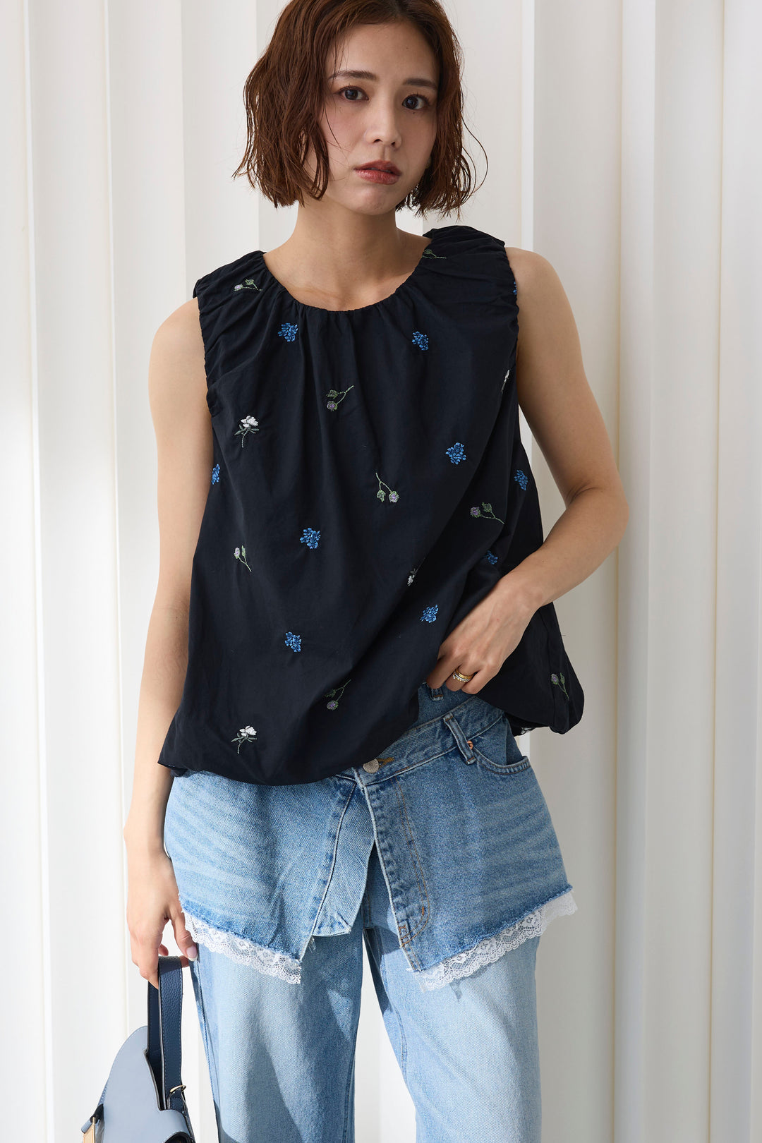 [予約]刺繍ローンバルーンヘムブラウス
