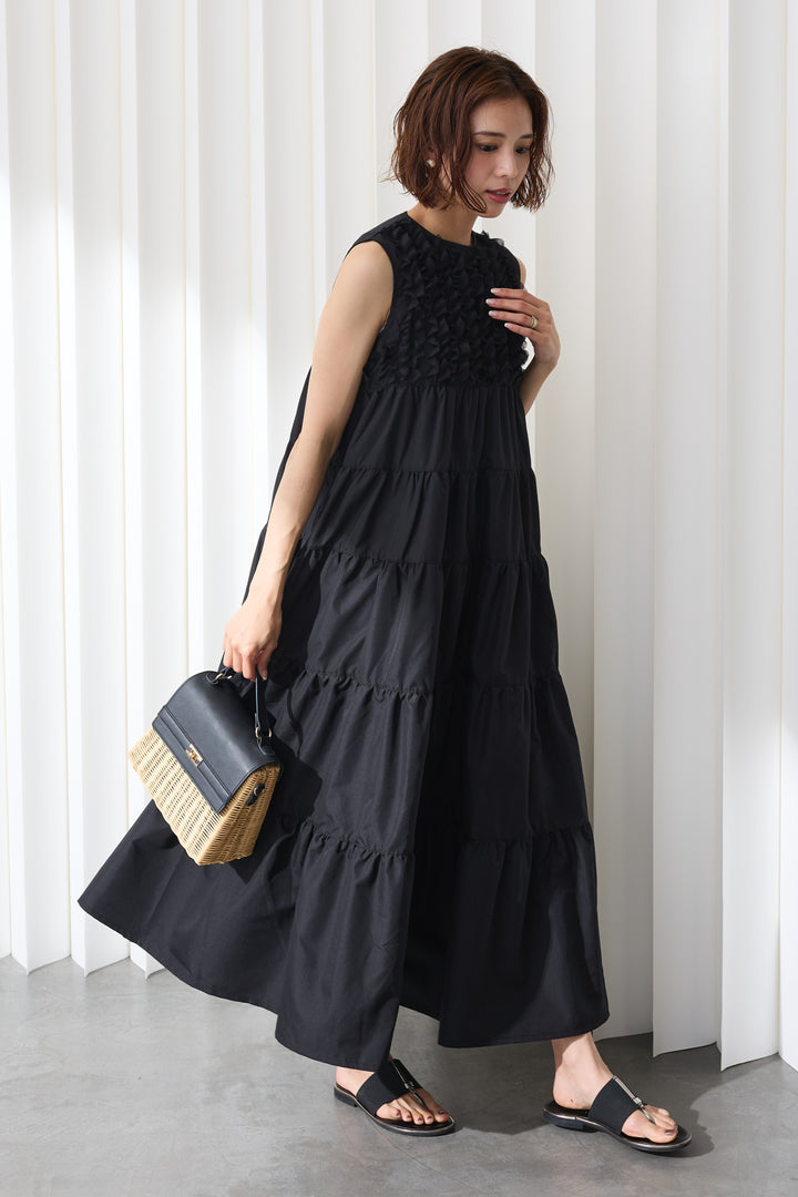 [予約]ホイップフリルティアードノースリワンピ