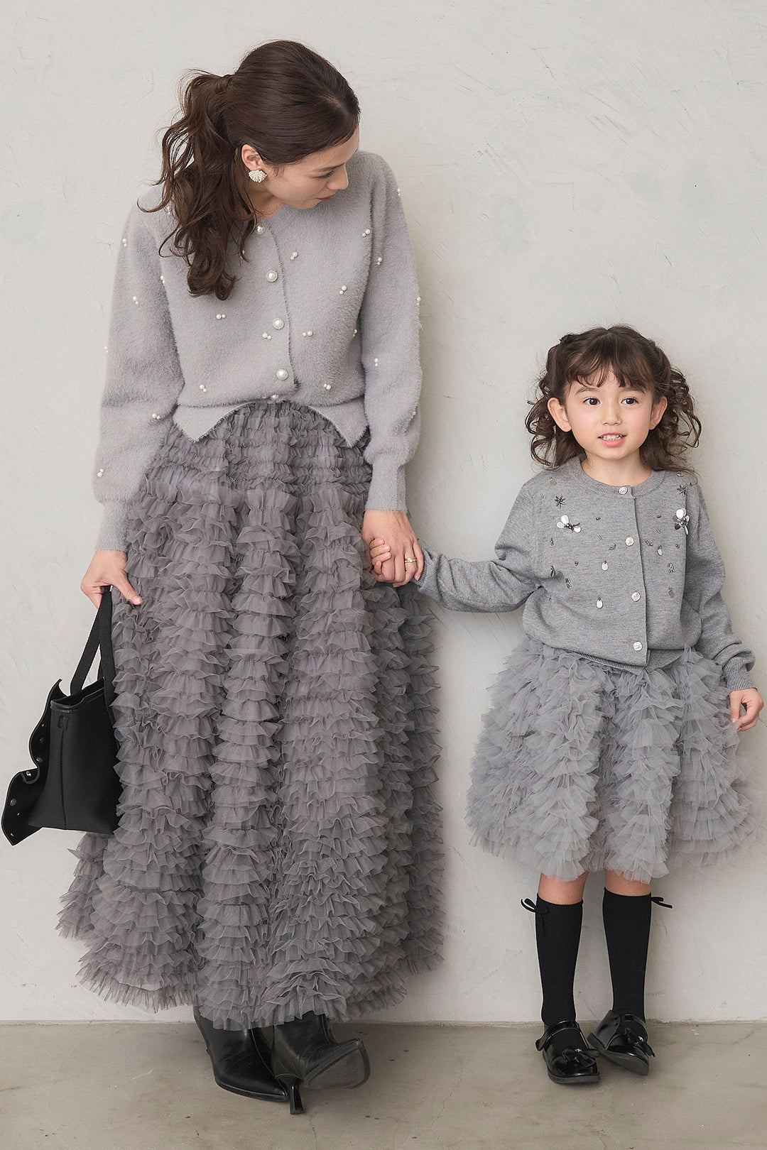 [予約/親子SET]ミックスパールシャギーコーディガン+ホイップチュールティアードスカート+[kids]刺繍ビースニットカーデ＋ホイップチュールスカートセット(3set)