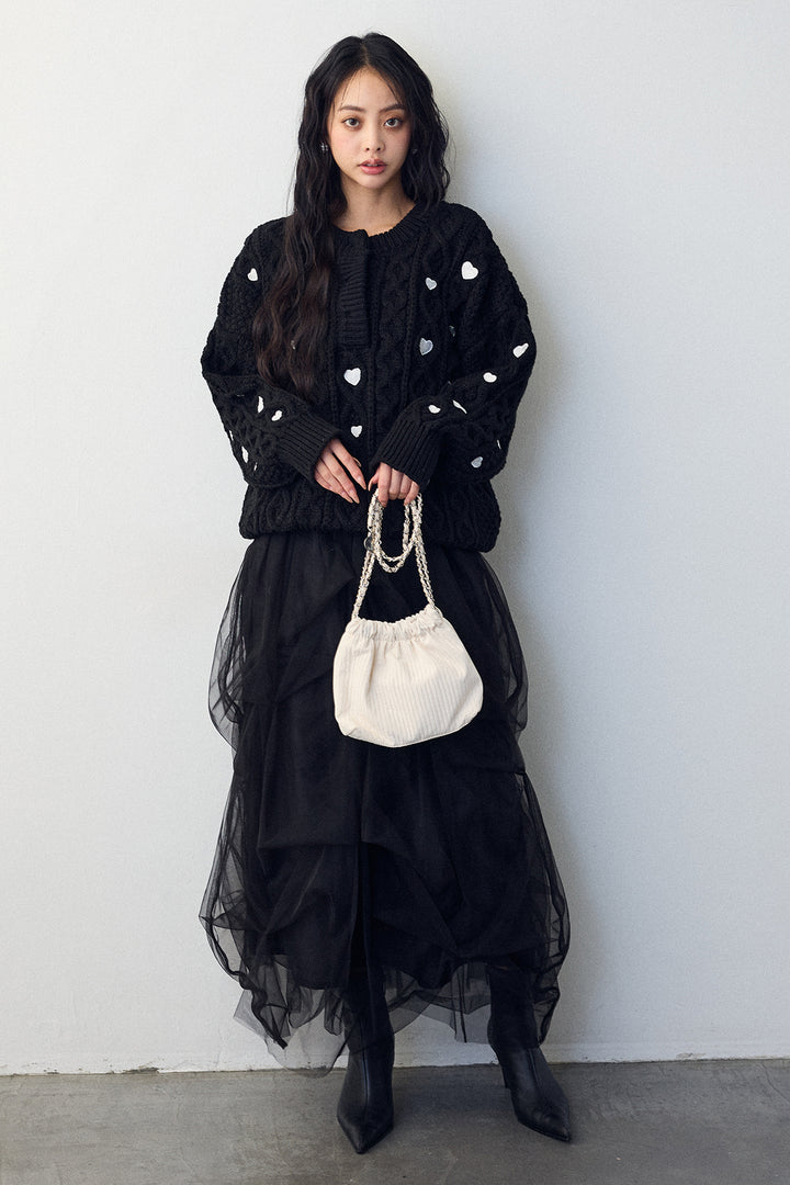 [予約]ハート刺繍ケーブルデザインニット