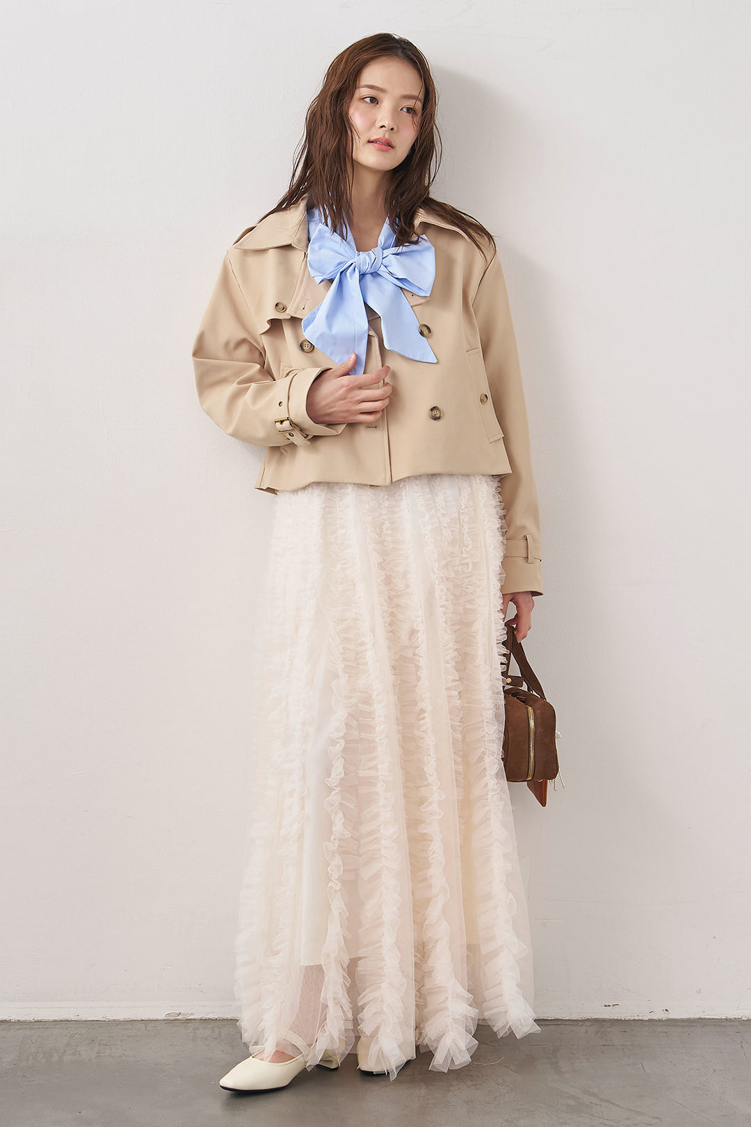 [予約/SET]BIGリボン綿ブラウス+クラシカルショートトレンチ+Iラインホイップチュールスカート(3set)