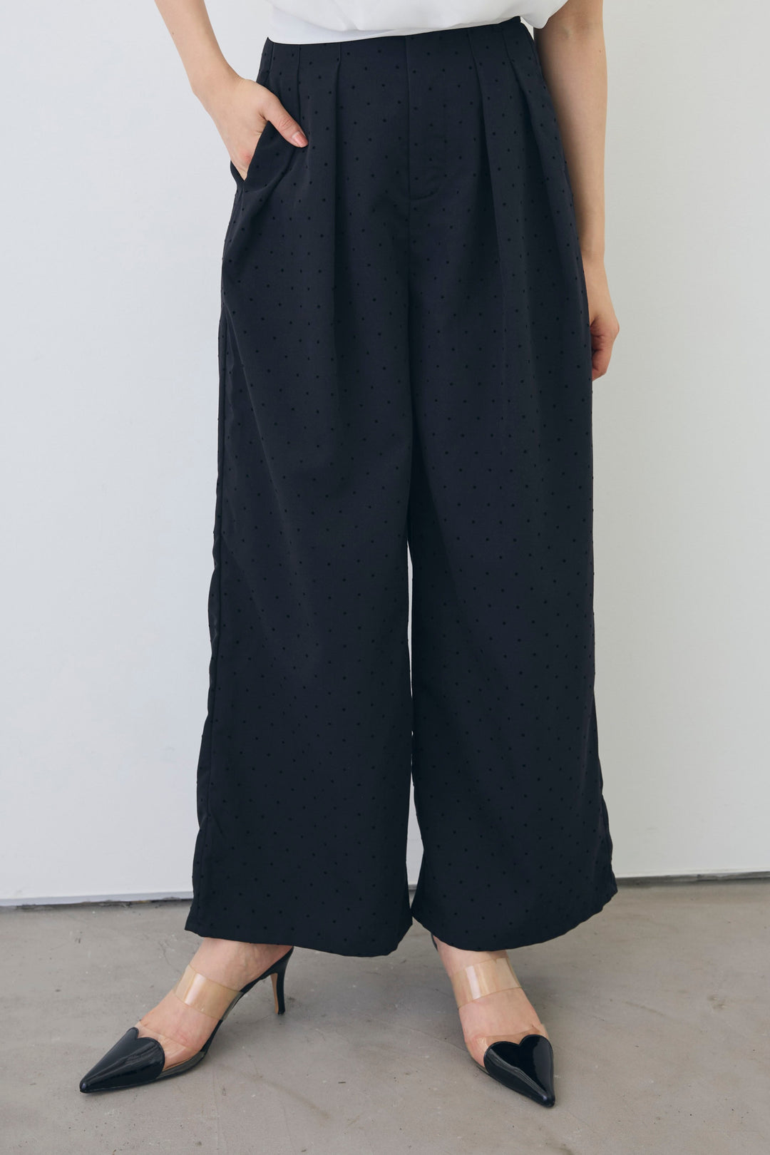 [予約]ドットツイルタックワイドパンツ