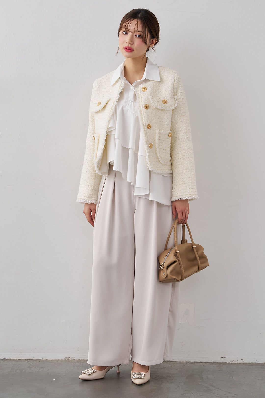 [予約/SET]アシメフリルティアードシャツ+フリンジツイードゴールドボタンジャケット+エステルツイルタックワイドカラーパンツ(3set)