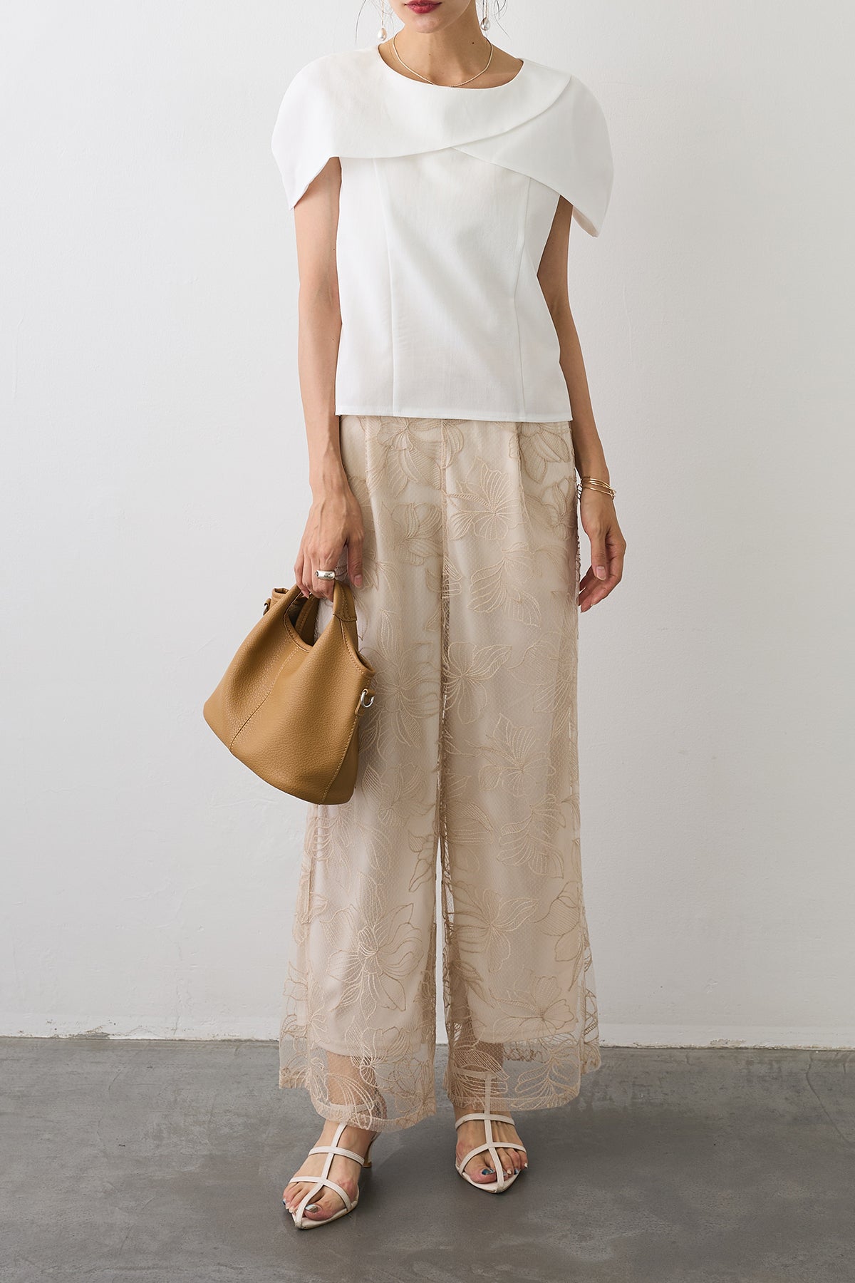 予約]チュールフラワー刺繍ストレートパンツ – Frene