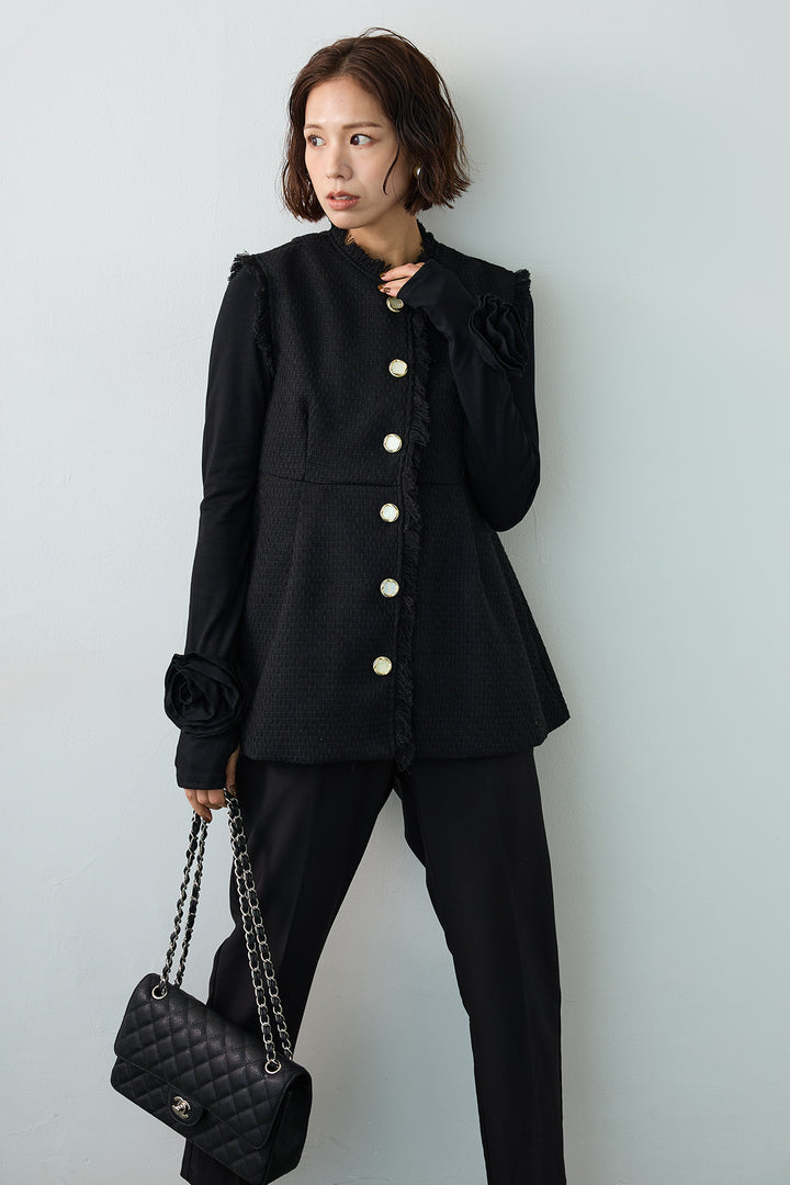 [予約]フラワーモチーフポイントカットトップス