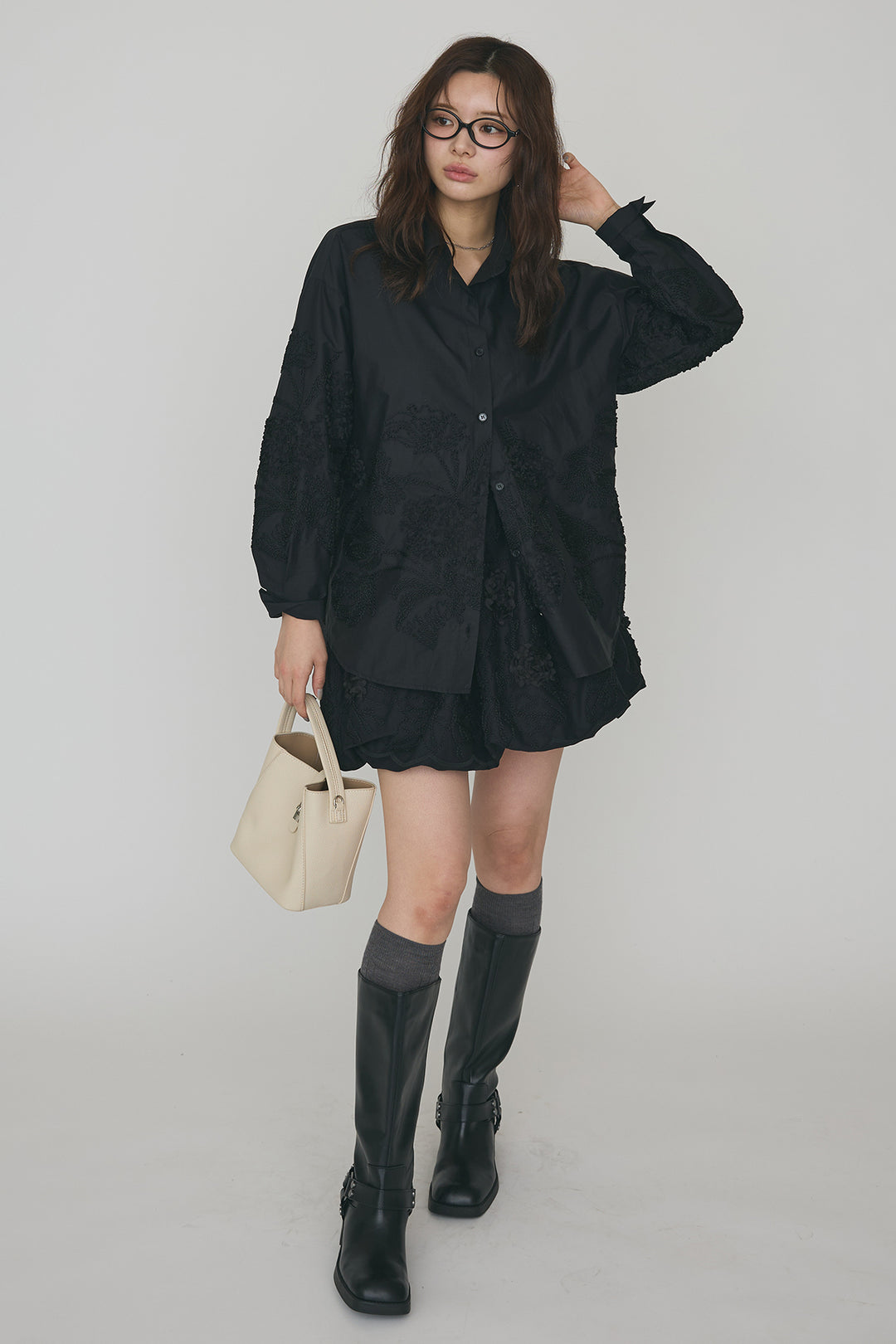 [予約/SET]フラワー刺繍モチーフオーバーシャツ+フラワー刺繍バルーンスカート(2set)