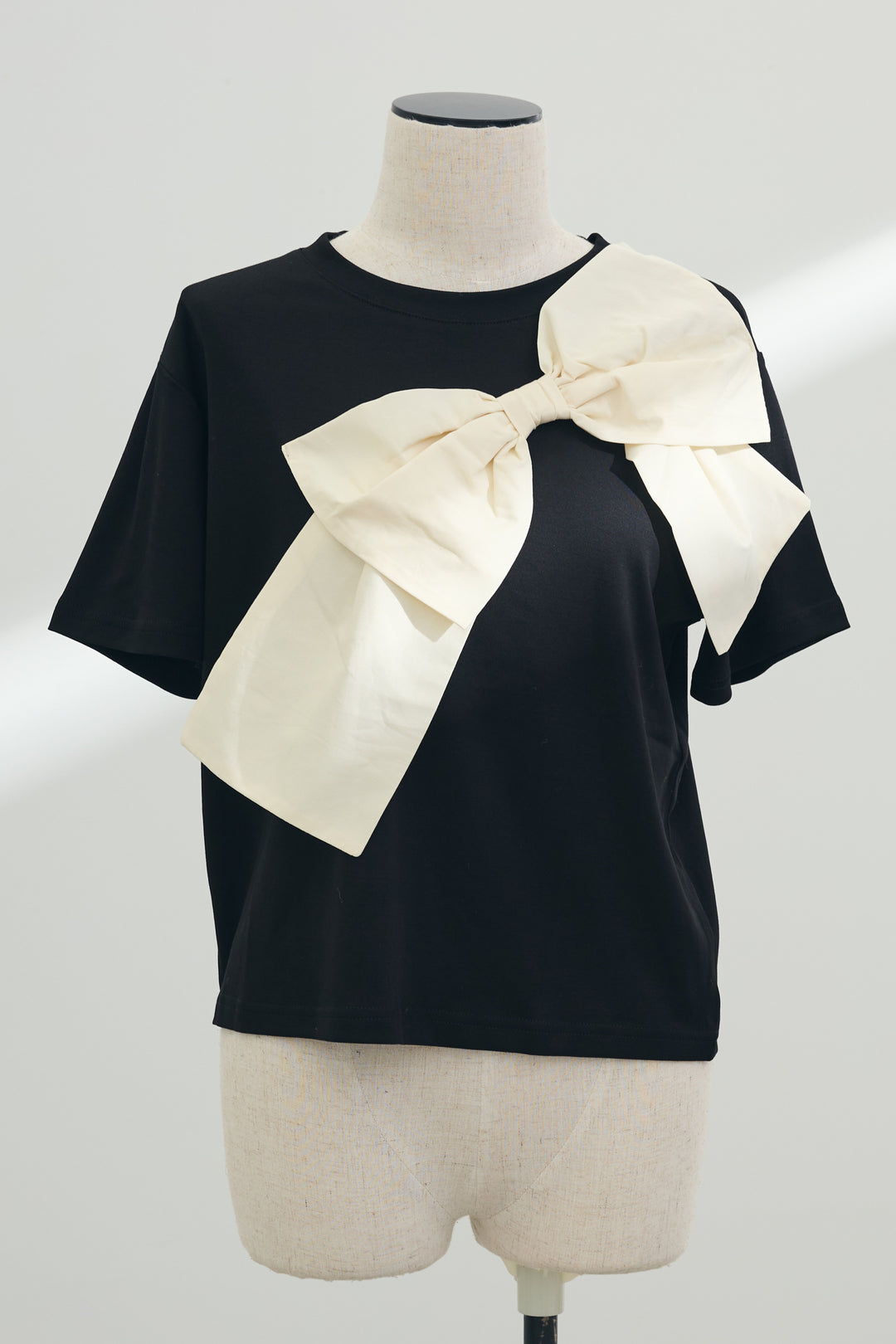 [予約]ショルダーリボンポイントTシャツ