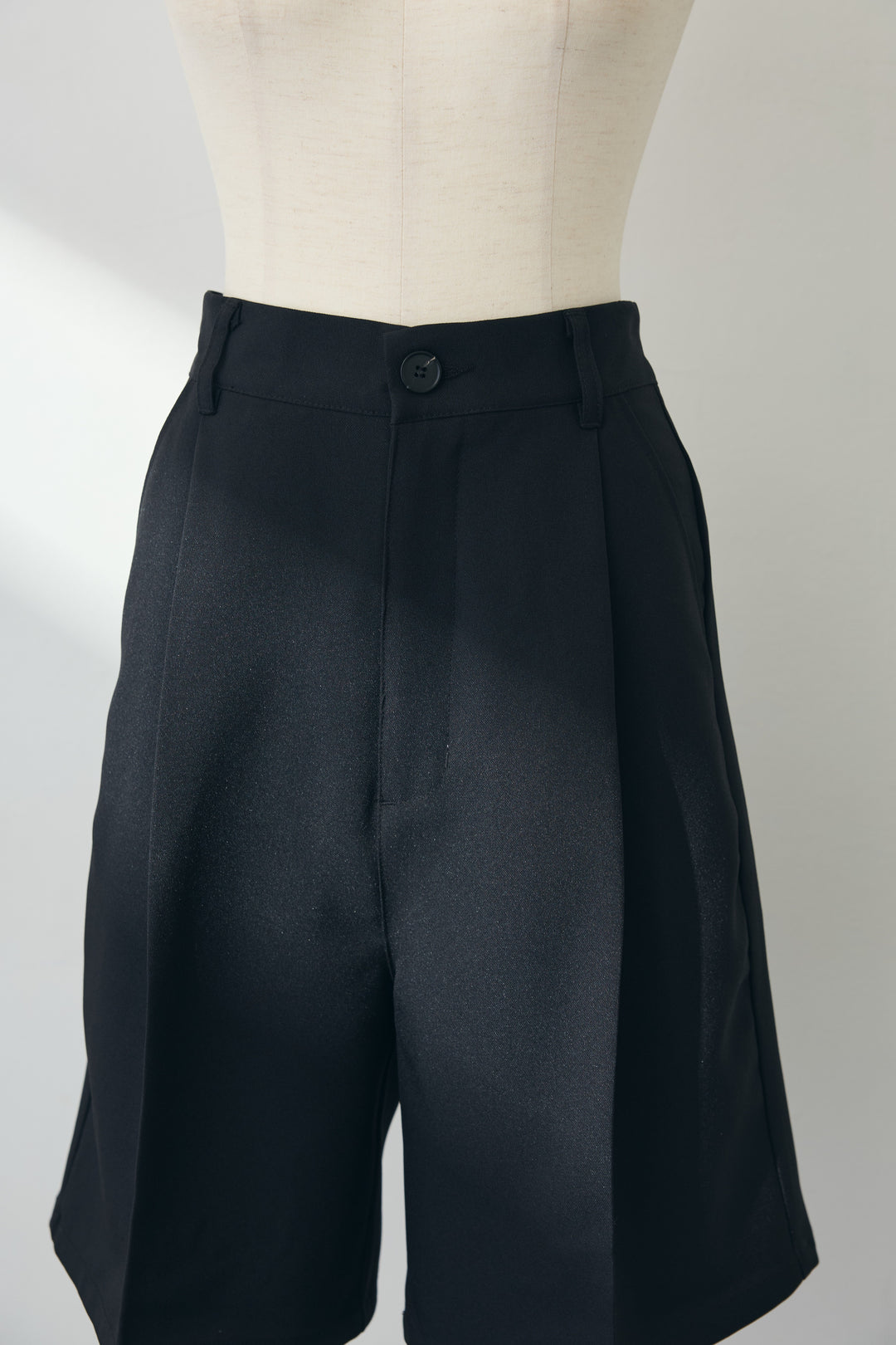 [予約]リネンタッチセンタープレスハーフパンツ
