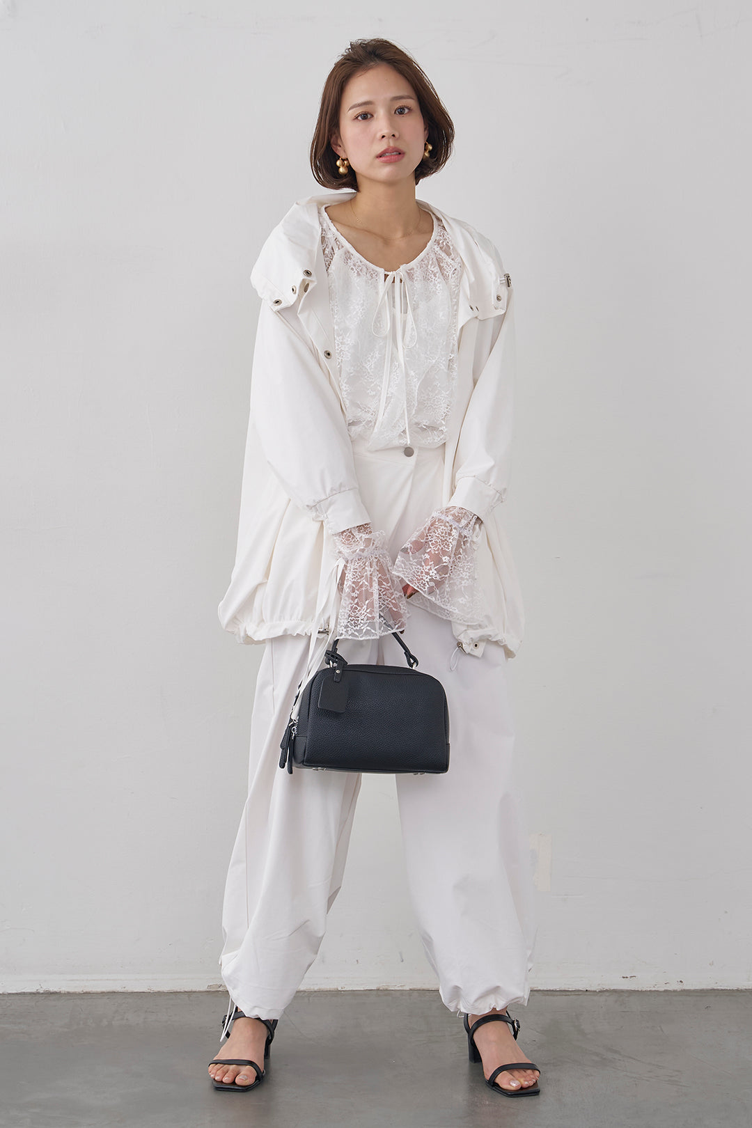 [予約/SET]ミニフリル繊細レースブラウス+撥水スタンドカラー2wayドロストブルゾン+撥水ドロストヘム2wayパンツ(3set)