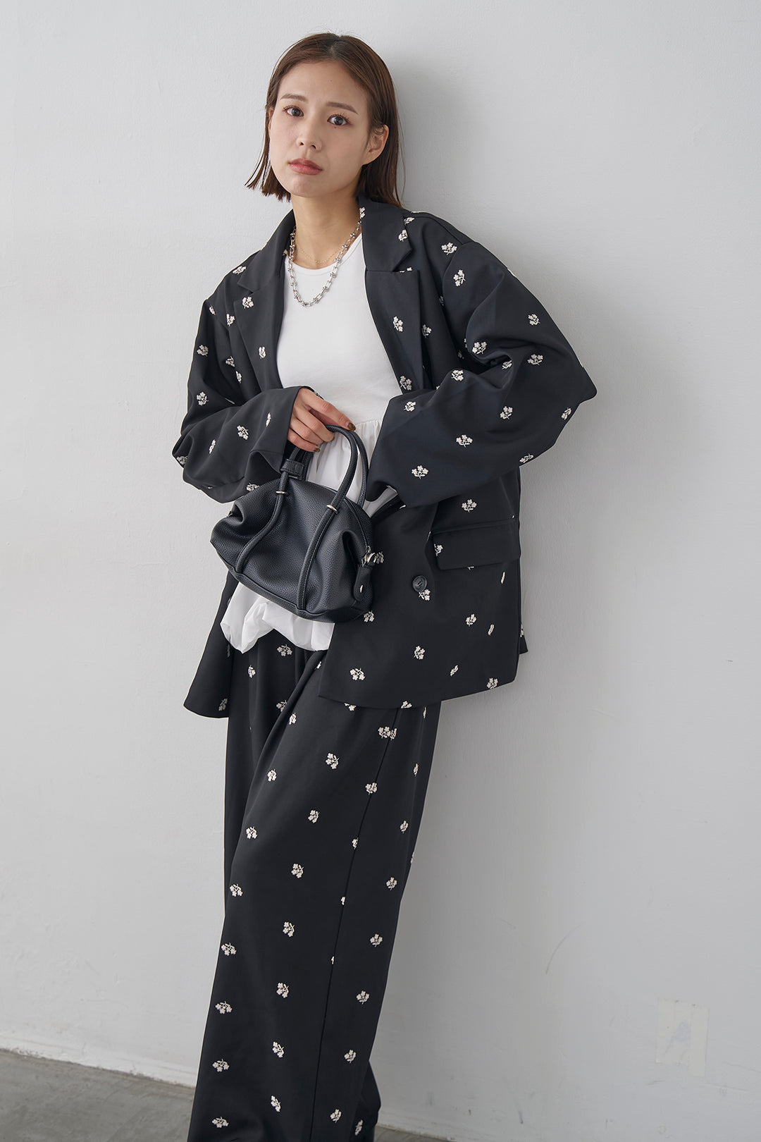 [予約/SET]フラワー刺繍ツイルテーラードジャケット+フラワー刺繍ツイルストレートパンツ(2set)