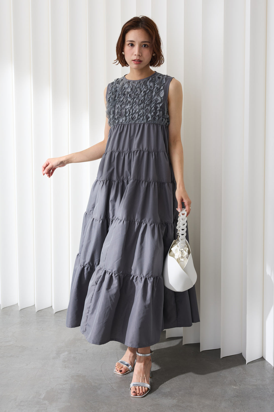 [予約]ホイップフリルティアードノースリワンピ