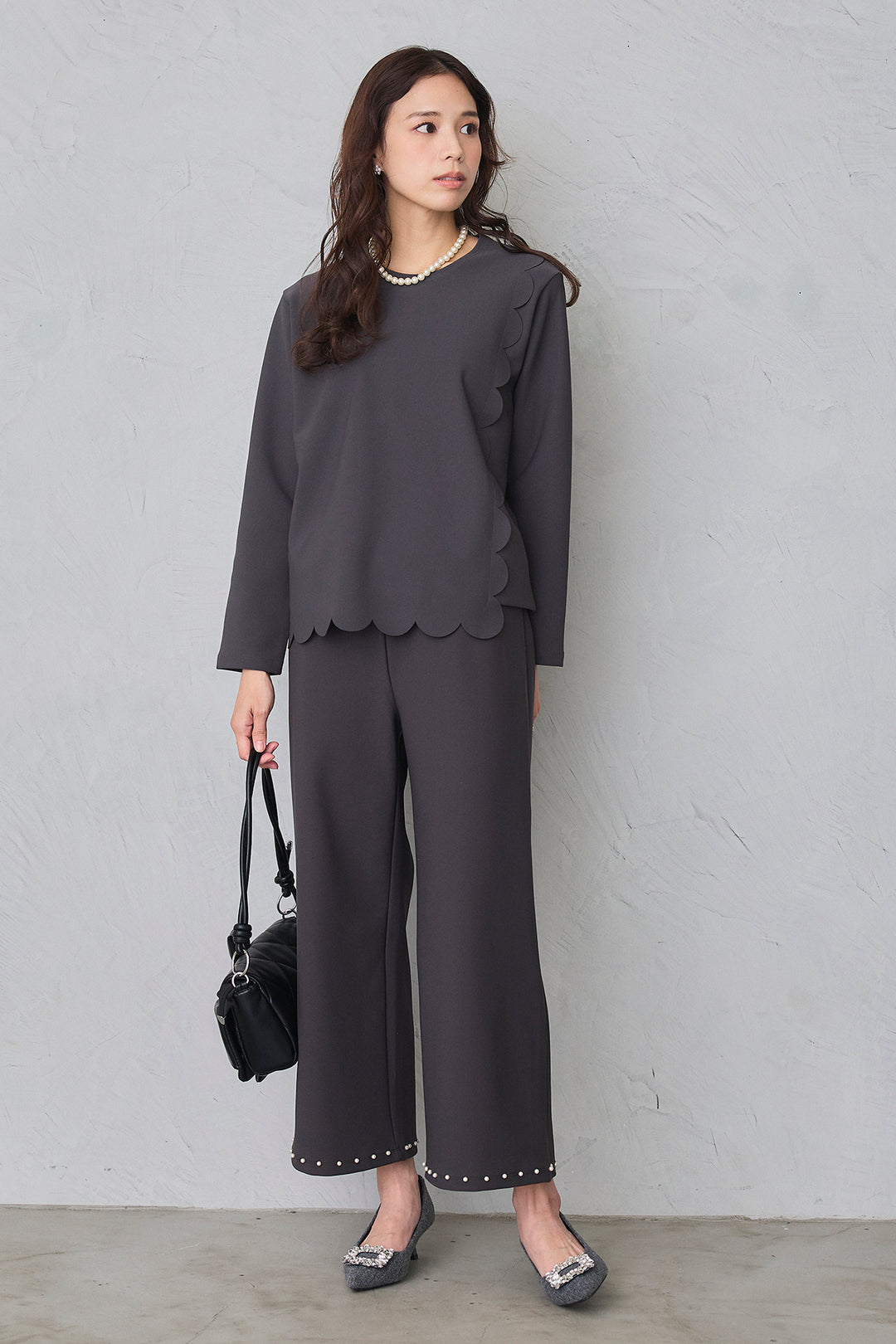 [予約/SET]アシメスカラップポンチプルオーバー+パールヘムポンチストレートパンツ(2set)