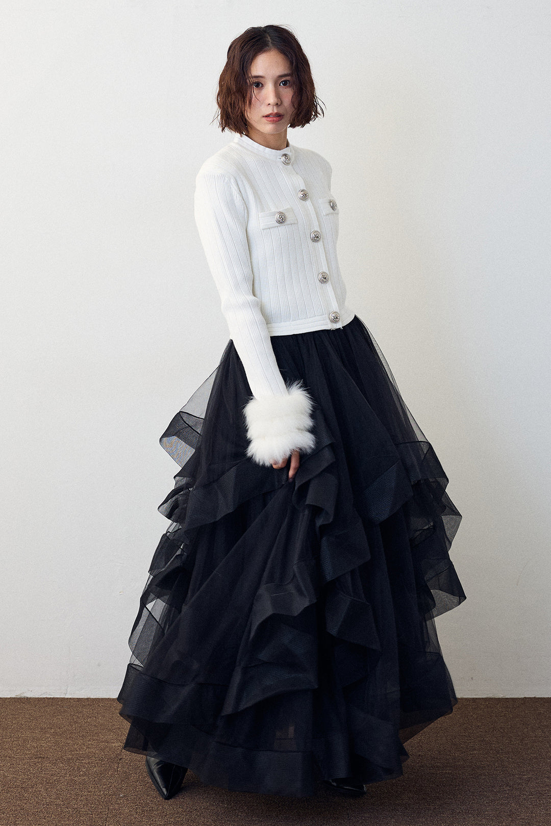 [予約/SET]ダブルファーラインスリーブニットカーデ+ランダムフリルティアードボリュームスカート(2set)