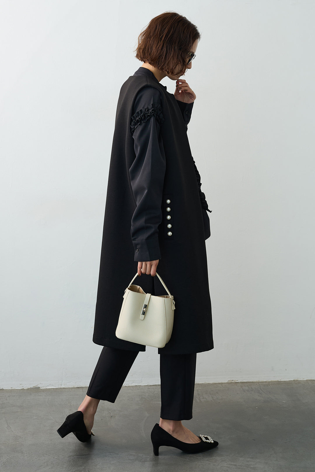 [予約/SET]Iラインフリルホイップブラウス+ポケットパール付きボンディングロングベスト(2set)