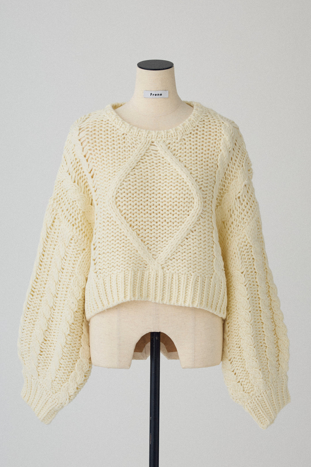 [予約]ローピングケーブルショートニット