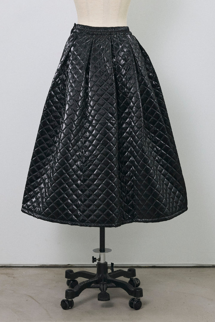 [予約]メタリックキルティングフレアスカート