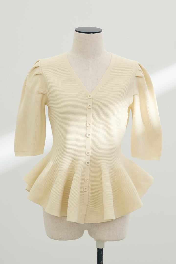 [予約]美ラインペプラムハーフスリーブニット