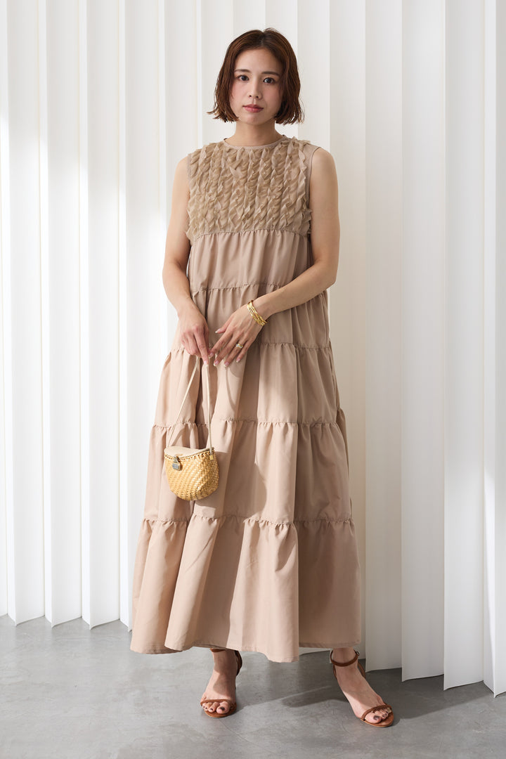 [予約]ホイップフリルティアードノースリワンピ