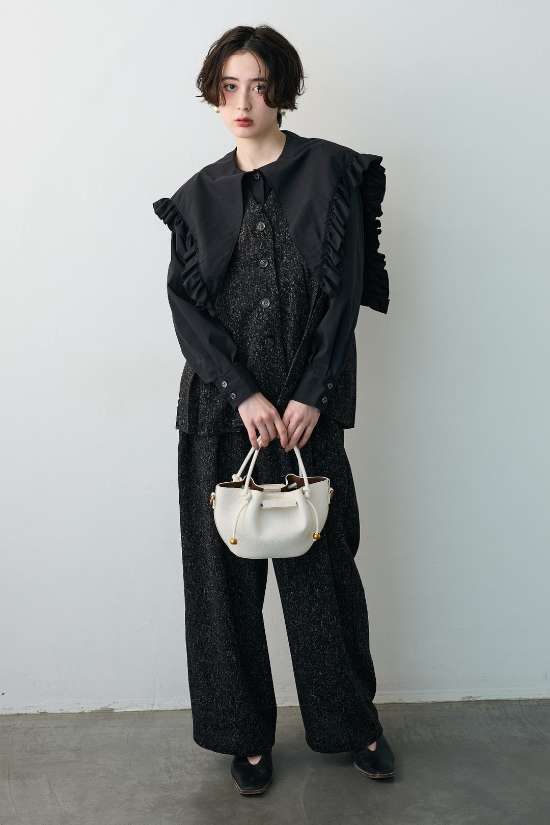 [予約/SET]BIGフリルデザインシャツ+サマーツイードボックスプリーツベスト+サマーツイードウエストラインタックパンツ(3set)