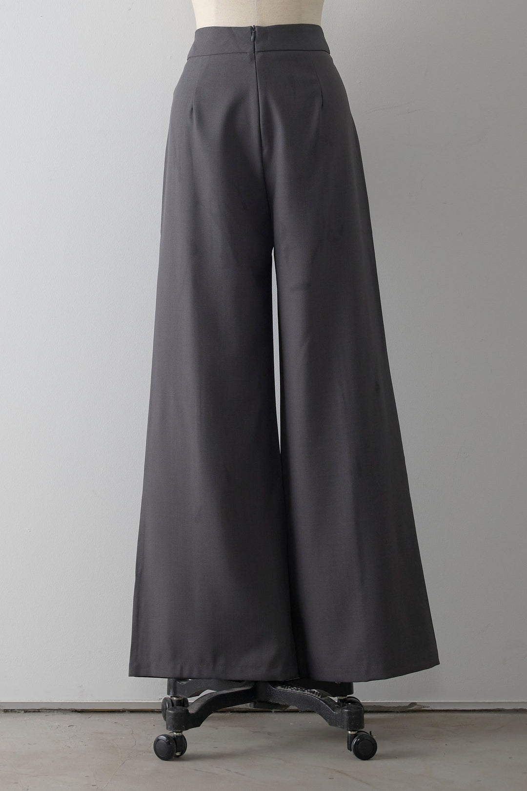 [予約]バックリボンストレートパンツ