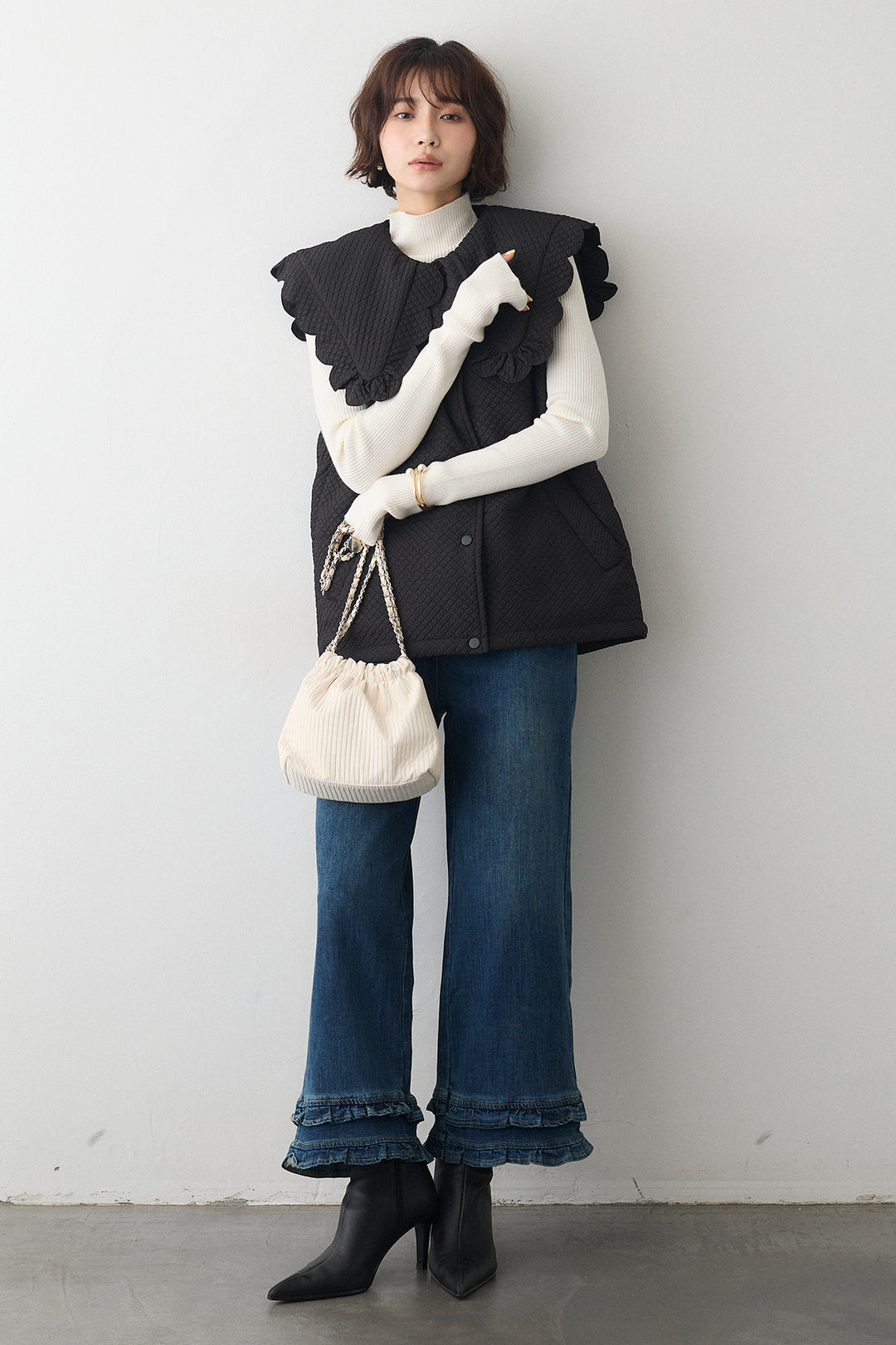 [予約/SET]ベーシックフィンガーホールリブニット+スカラップBIGカラーベスト+フリルヘムデニムパンツ(3set)