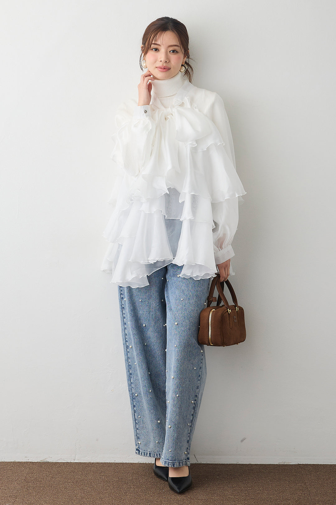 [予約/SET]ベーシックリブタートルニット+フロントBIGリボンティアードエアリーチュニック+パールスタッズストレートハイウエストデニム(3set)