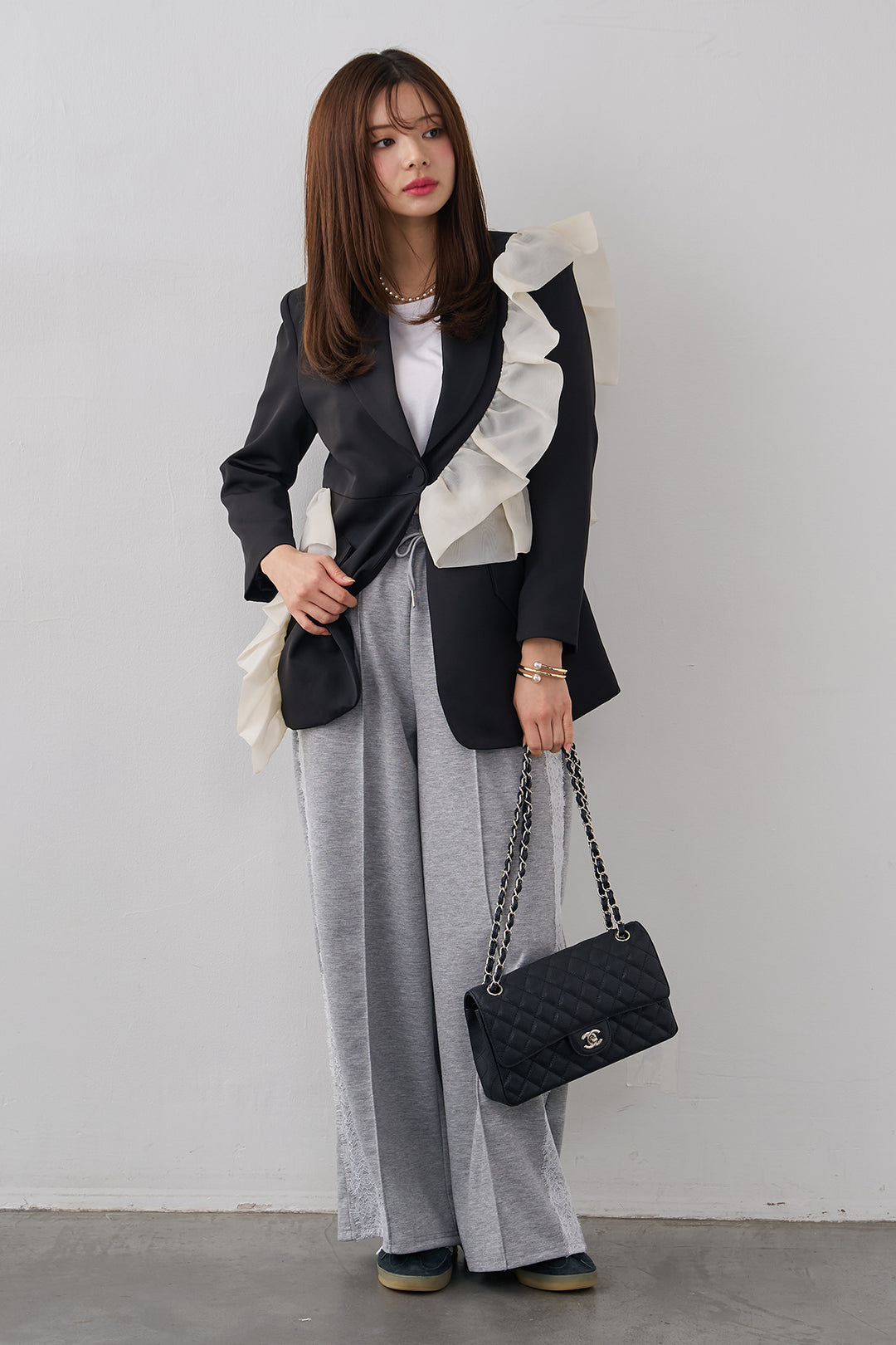 [予約/SET]アシメフリルマニッシュジャケット+サイドレースWフェイスカットソーパンツ(2set)