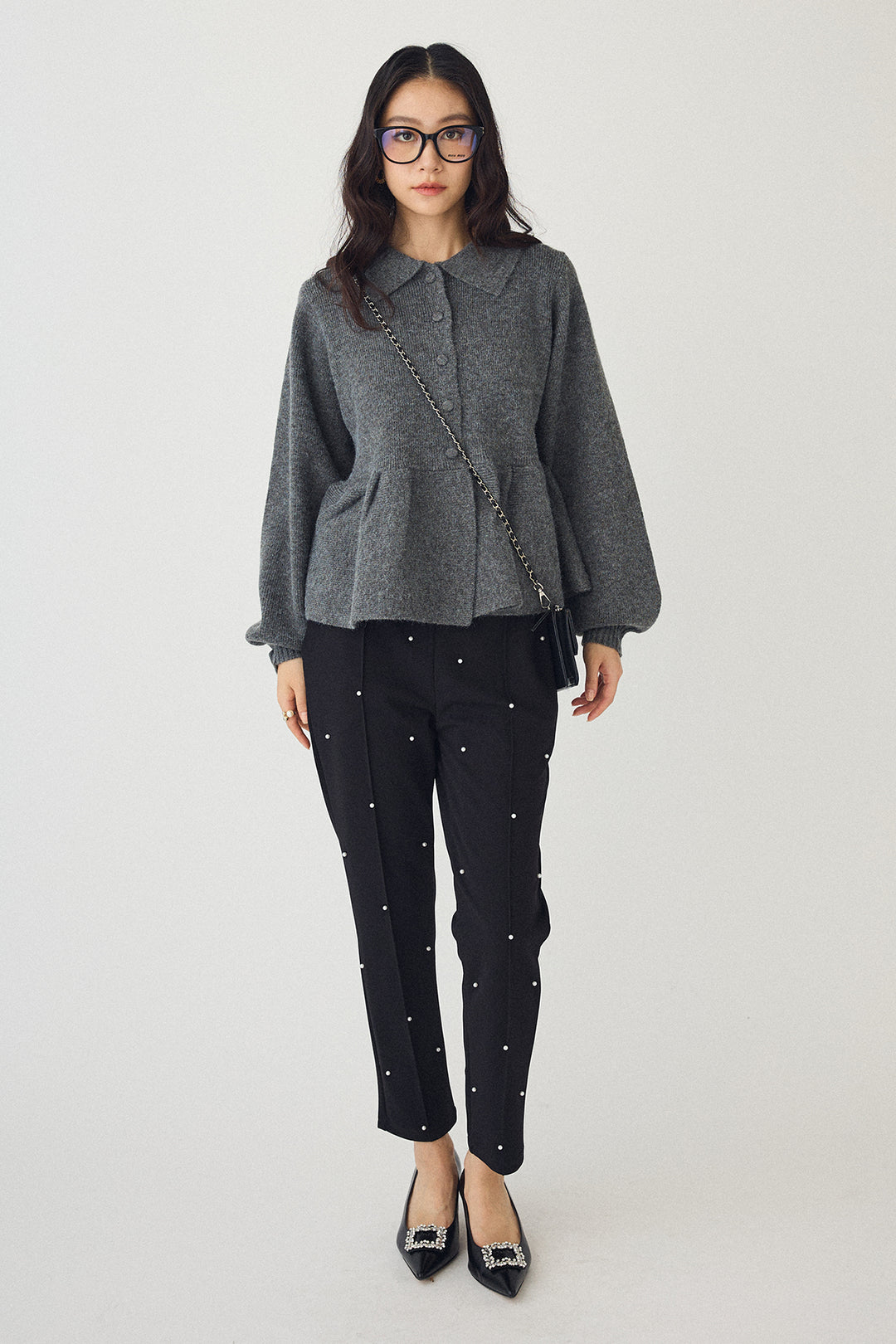 [予約/SET]ポロ襟ペプラムニットプルオーバー+センターシームランダムパールパンツ(2set)