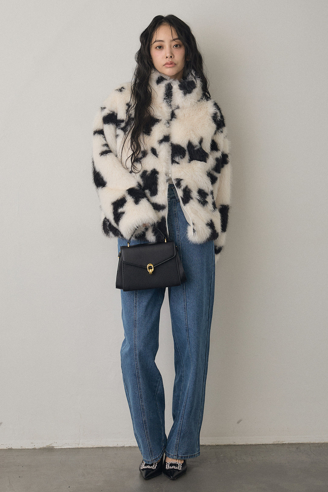 [予約/SET]COW柄スタンドファーライクコート+ウエストアシメデニムパンツ(2set)