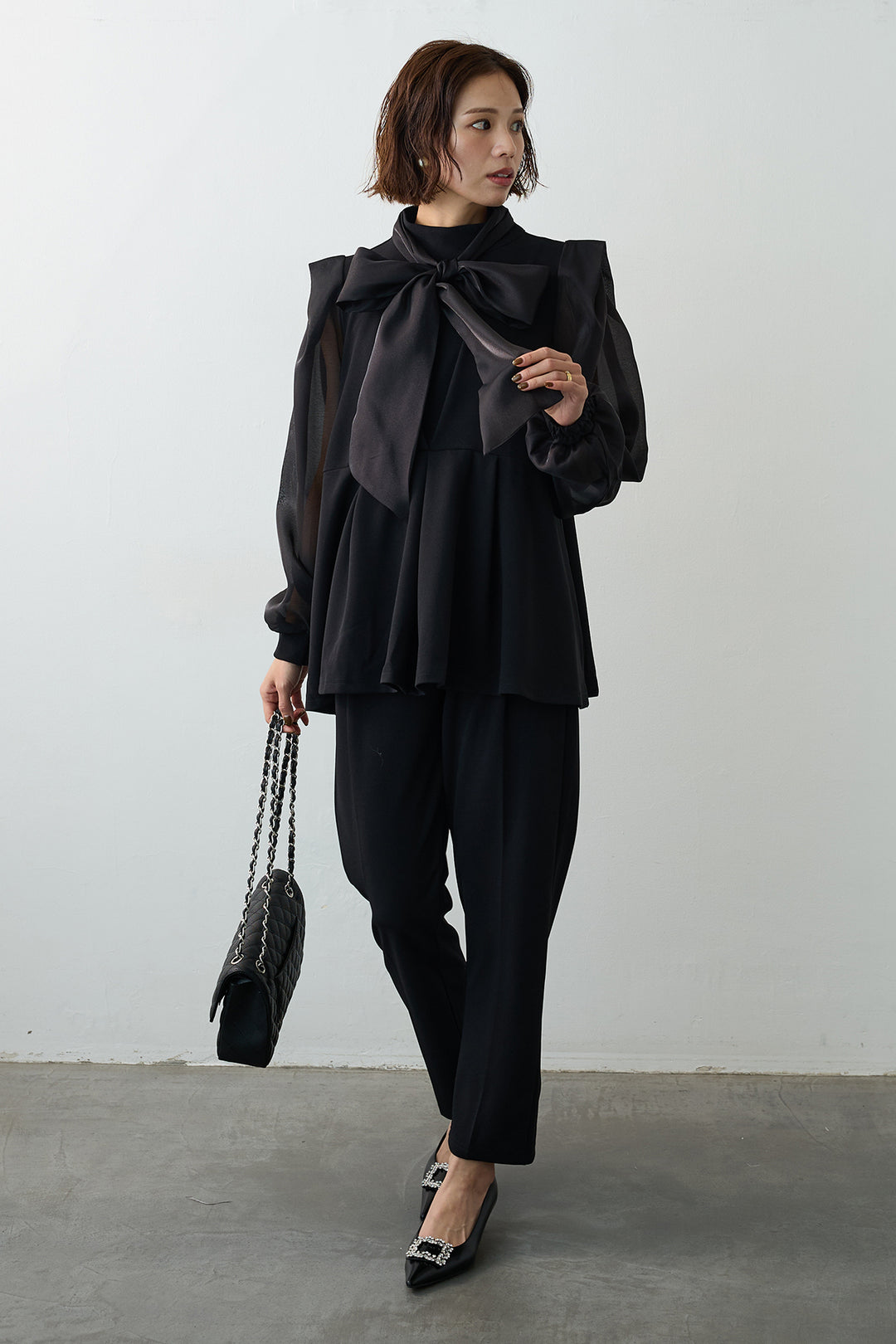 [予約/SET]シアーリボン異素材ドッキングペプラムブラウス+スリムテーパードパンツ(2set)